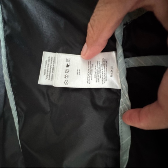 Columbia Omni-Shield Black Rain Jacket Hooded women’s Medium - Picture 9 of 11